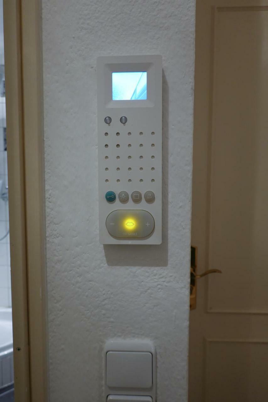 1 Zimmer Wohnung Mit Der Terrasse In Der Innenstadt Wiesbaden Extérieur photo